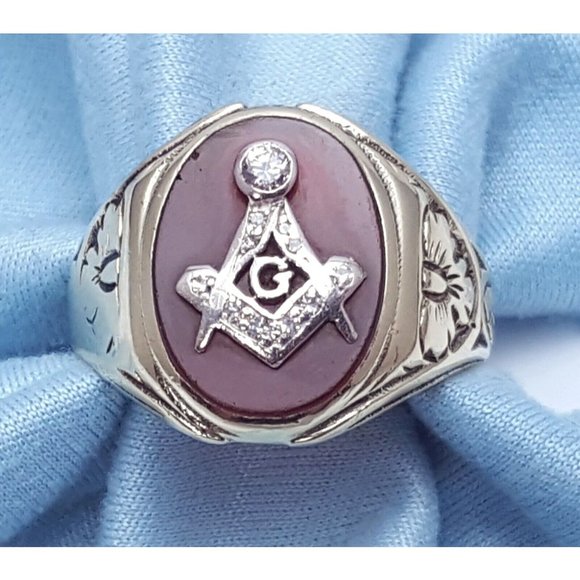 Vintage 14K Solid Two Tone Multi Color Gold Cornelian Masonic Diamond Ring - Picture 4 of 16